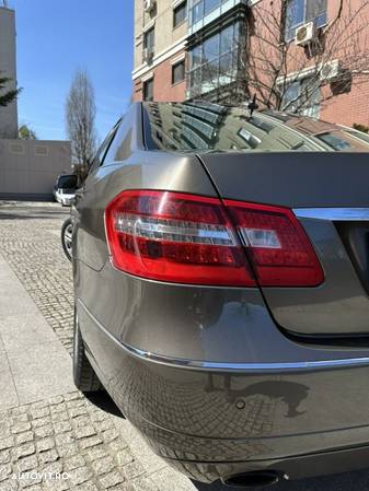 Mercedes-Benz E 350 CDI BlueEfficiency 4Matic - 8