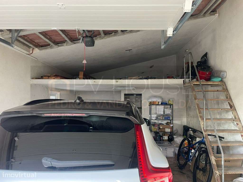 Moradia T3 Renovada na Várzea de Sintra - Charme, Conforto e Vista ...-49