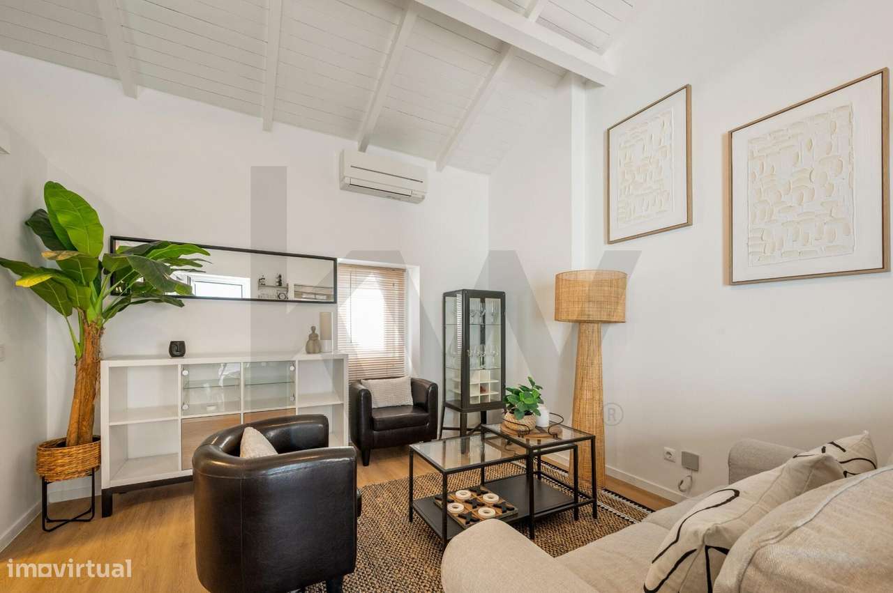 ✨ Arrendamento Exclusivo – T1 Mobilado inserida em Zona Histórica✨ - Grande imagem: 5/53