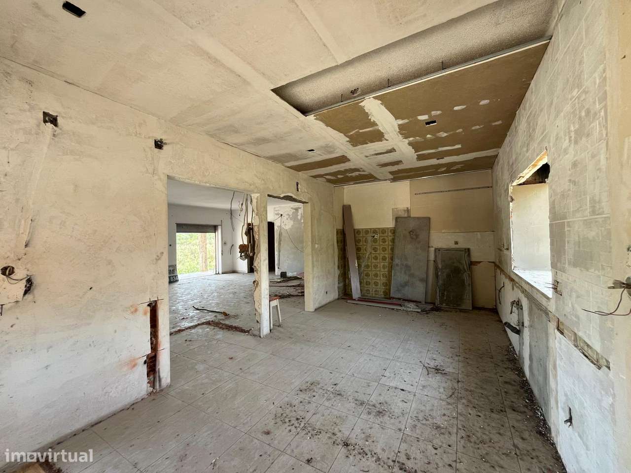 Moradia T4 c/ terreno-21