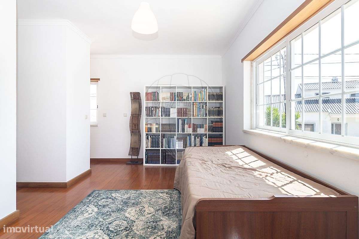 Moradia T4 com 570 m² de Terreno em São João das Lampas-27