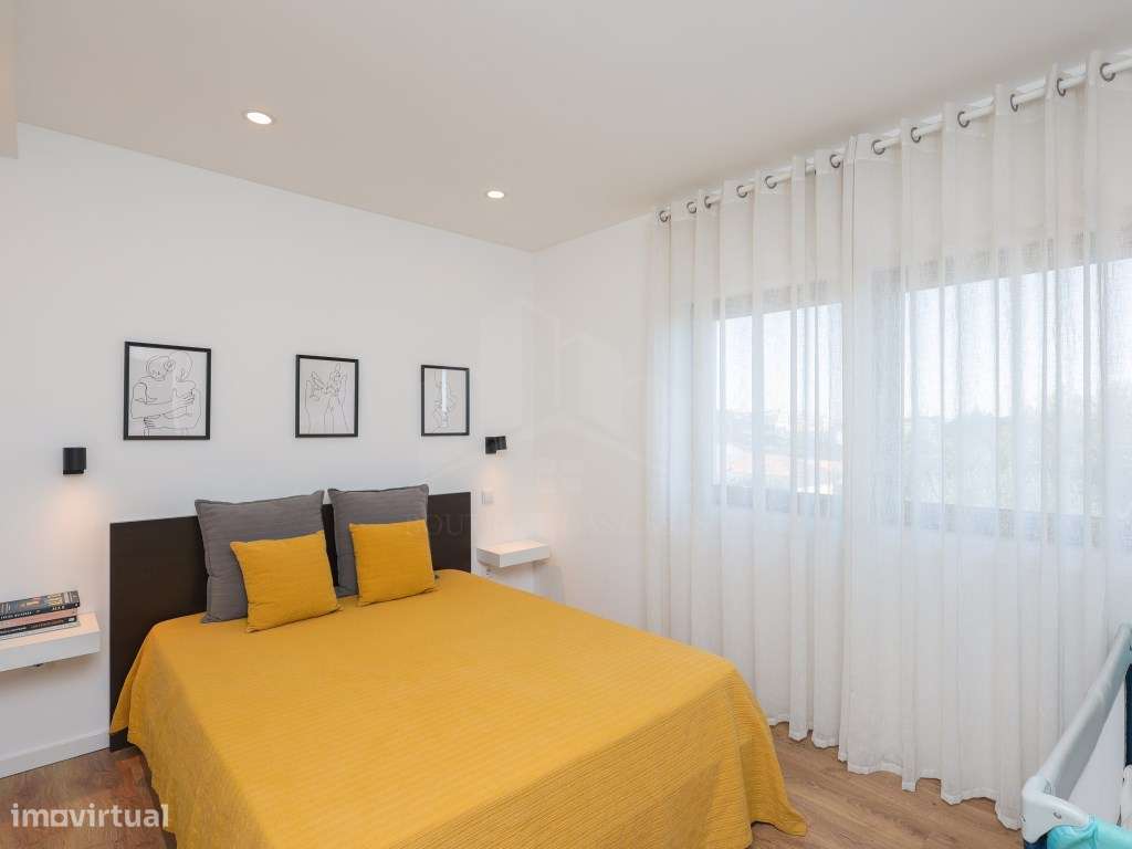 Moradia T3 com Terraço - Gondomar-13