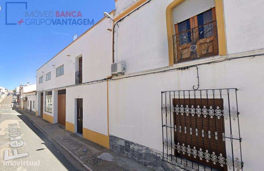 Loja em banda, destinada a espaço comercial, no centro da povoação ... - Grande imagem: 2/5