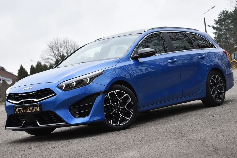 Kia Ceed III 1.5 T-GDI DCT7 OPF GT Line 2022