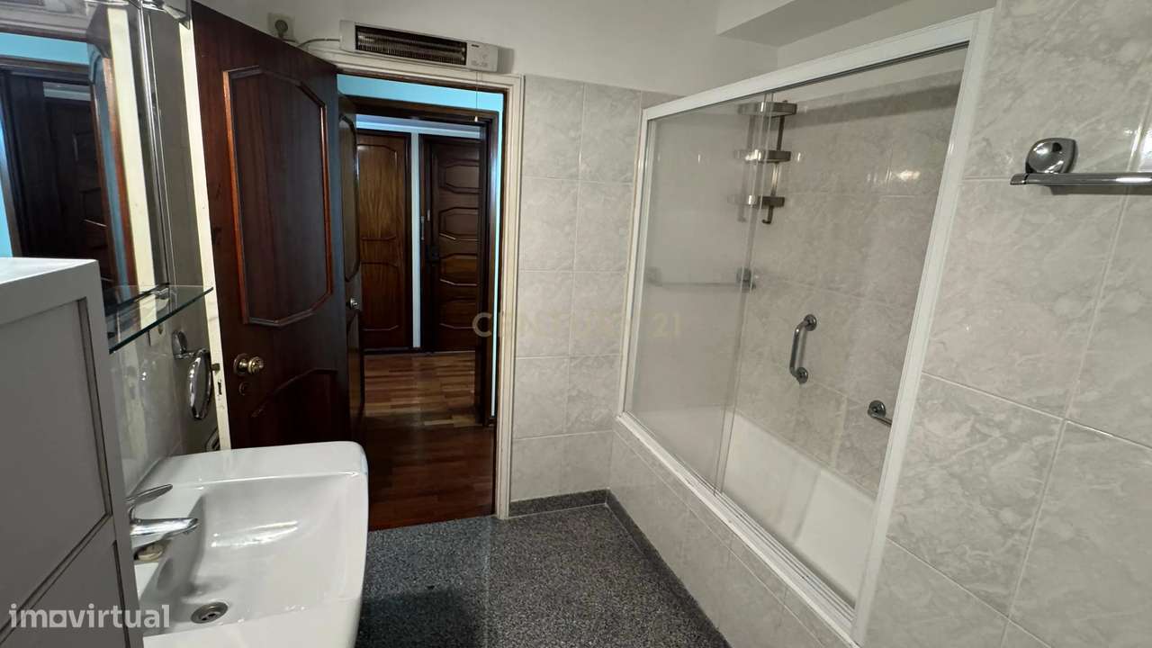 T2+1 na Av. de França – Porto | Junto ao Metro-14