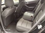 Mercedes-Benz GLA 200 7G-DCT - 12