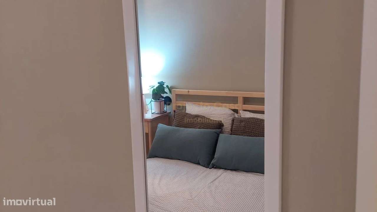 Apartamento T0+1 Mobilado Porto-11