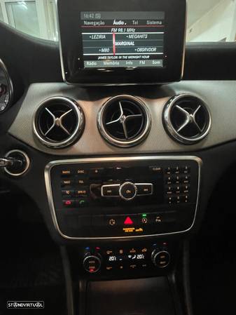 Mercedes-Benz GLA 180 (CDI) d 7G-DCT Urban - 17