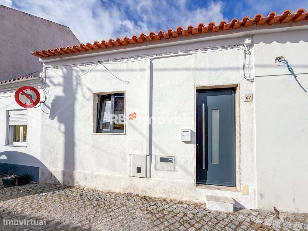 Moradia T2 térrea com quintal na Moita do Norte - Grande imagem: 1/33