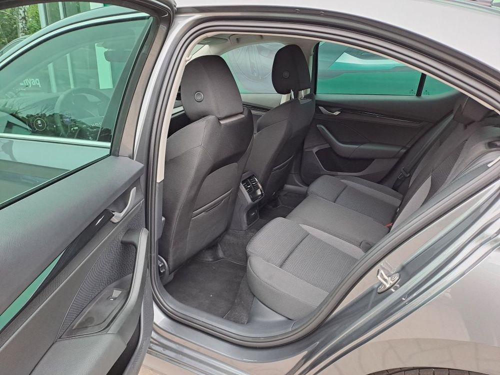 SKODA OCTAVIA 1.5 TSI 150KM DSG mHEV EDITION 130 SELECTION, dostępna od ręki