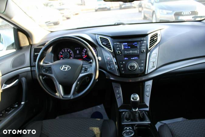 Hyundai i40 - 19