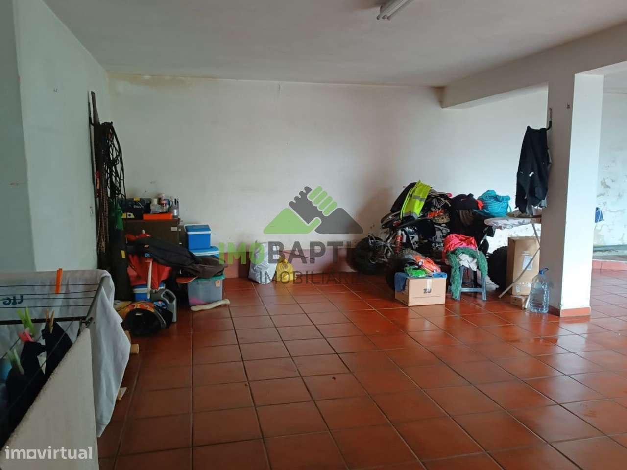 Moradia V3 Isolada nas Caldas de São Jorge-16