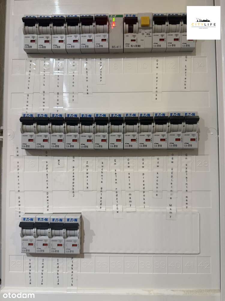 Piwnica 32m2| Blisko Forum| Wysokie Stropy-13