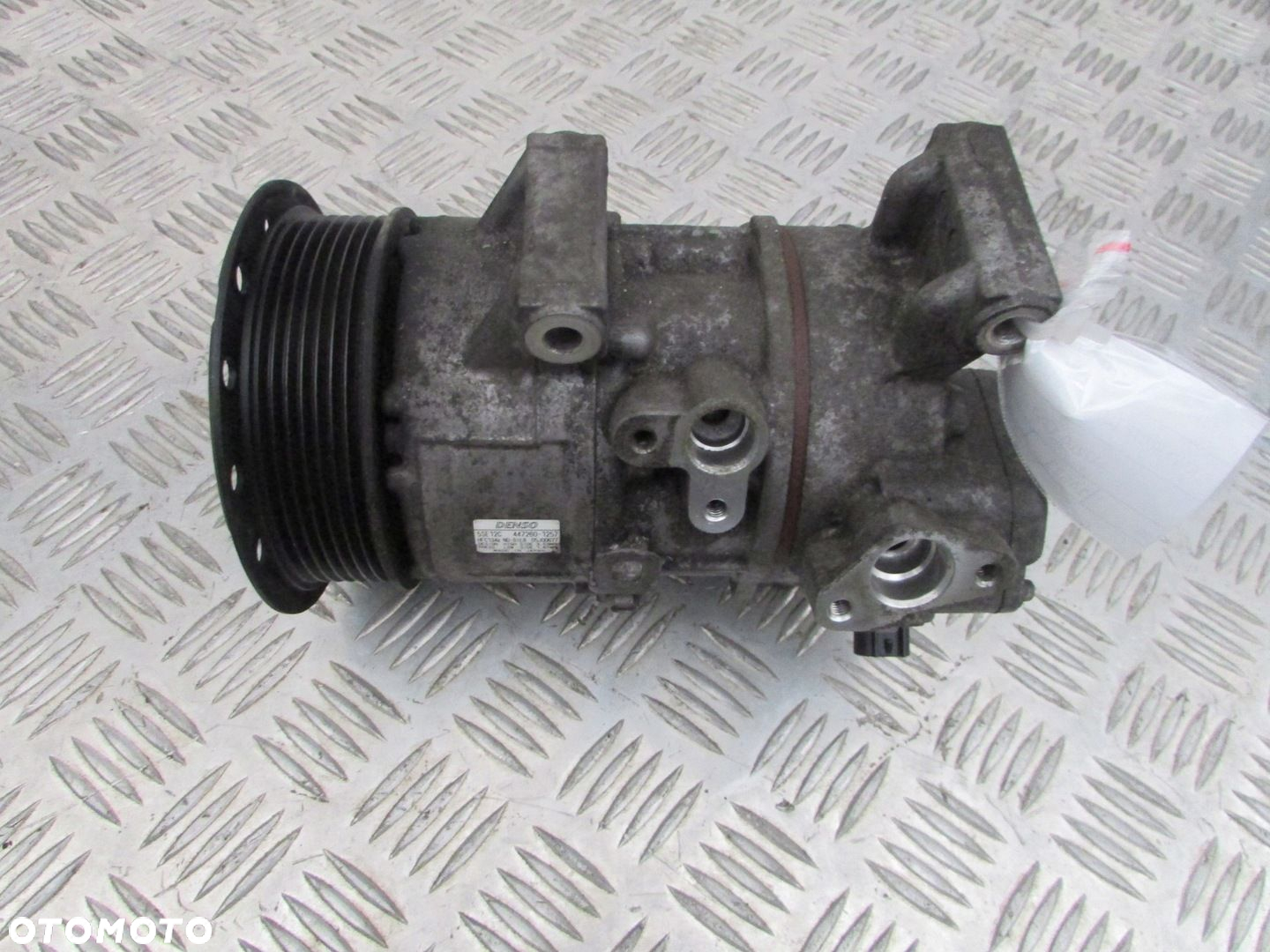 SPRĘŻARKA KLIMATYZACJI 447260-1257 RAV4 III 07R - 4