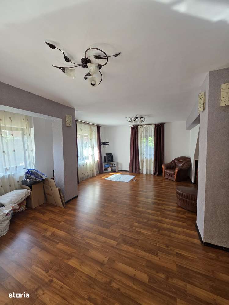 Casa Parter + Etaj Str. Aeroportului-10