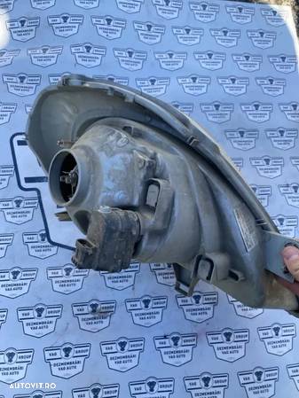 Far stanga Renault Trafic 7700311373 - 2