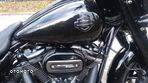 Harley-Davidson Touring Street Glide - 21