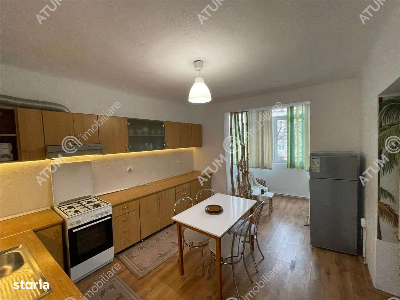 Apartament cu 3 camere 2 balcoane situat in zona Terezian din Sibiu - Imagine principală: 5/12