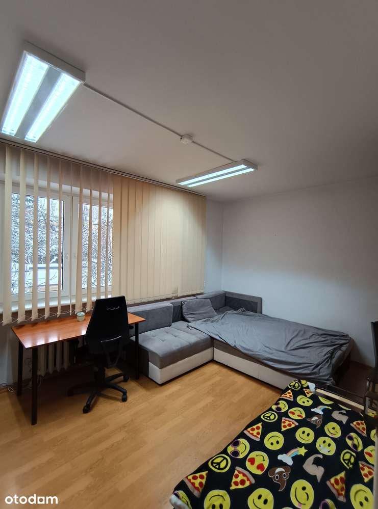 Gotowy do zamieszkania-dom 300 m2 z 2 niezależnymi mieszkaniami (2KW).-11