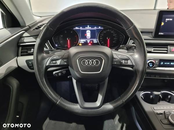 Audi A4 Avant 2.0 TDI S tronic quattro - 10