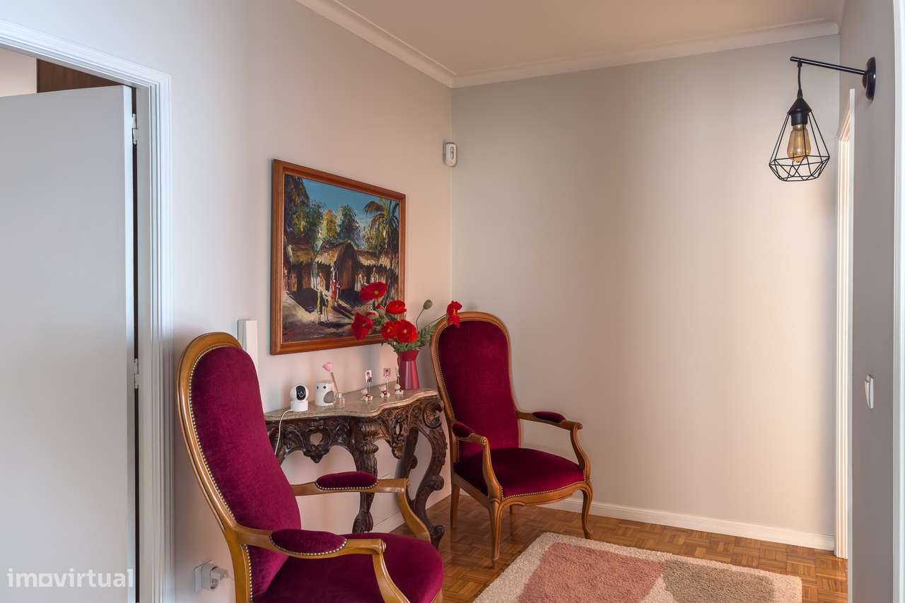 Moradia de Luxo T4 | Piscina Aquecida | Exclusividade Total em Amares-21