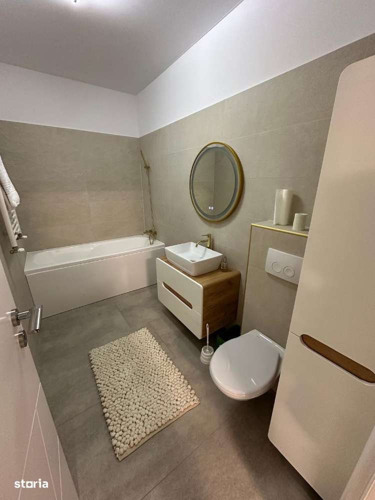 Apartament cu 3 camere, Decomandat, Metrou Aparatorii Patriei - Imagine principală: 4/8