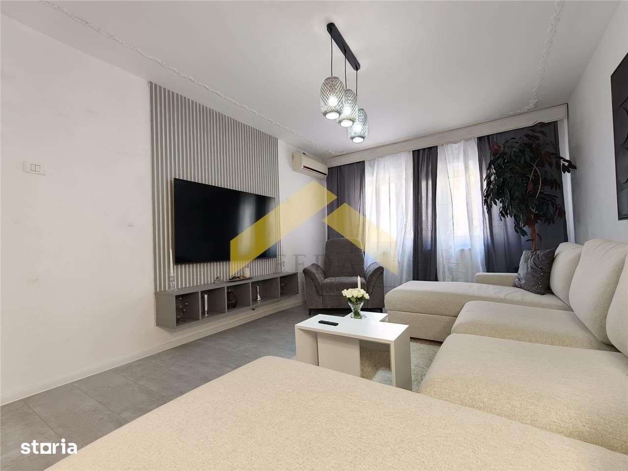 Apartament de vanzare Micalaca, zona Miorita-12