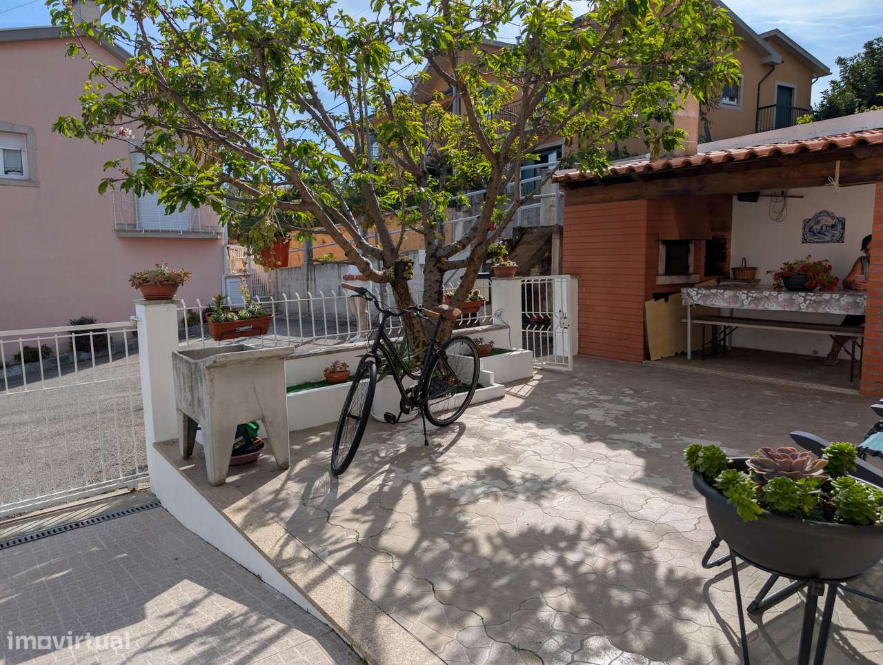 Moradia Geminada T3 + Escritório em Ferreirim - Lamego-7