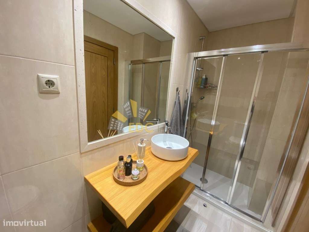 Apartamento Duplex T2+1 com Parqueamento, Arrecadação e Varanda | E...-19