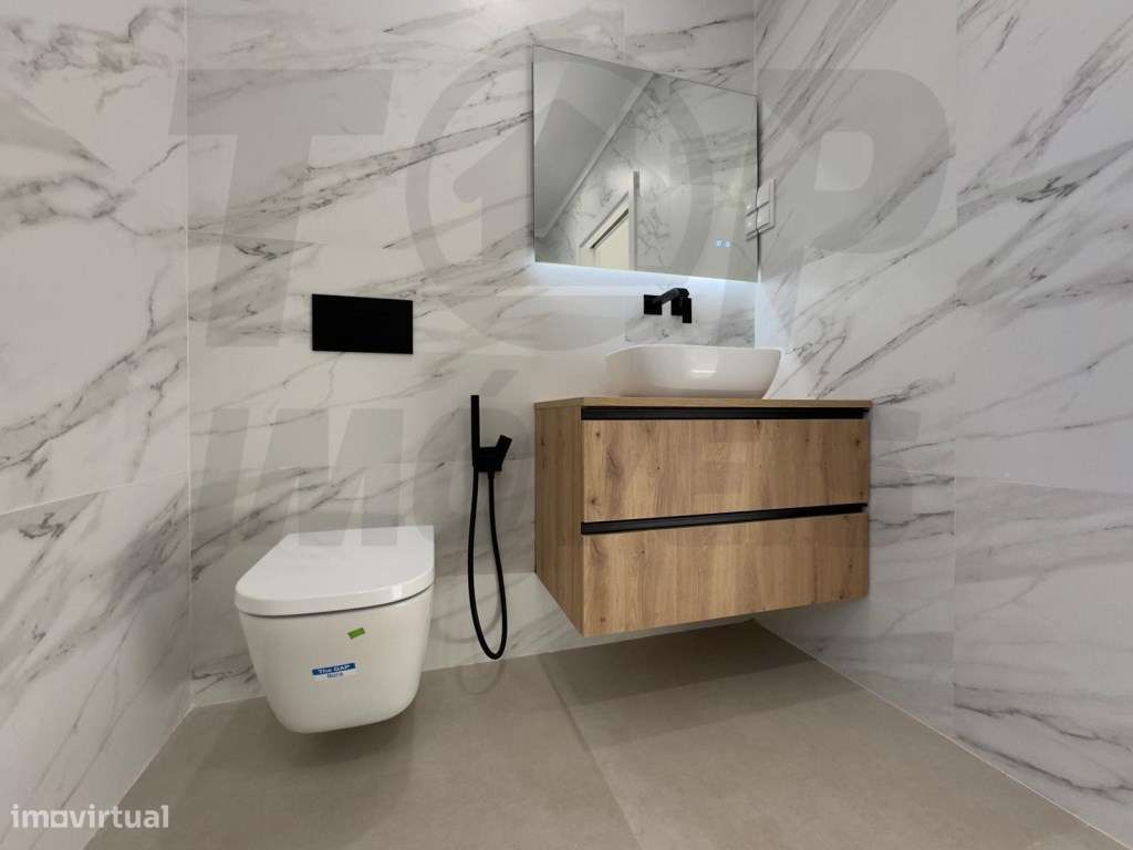 Moradia Nova Contemporânea V4 - Foros De Salvaterra - 435.000€-15