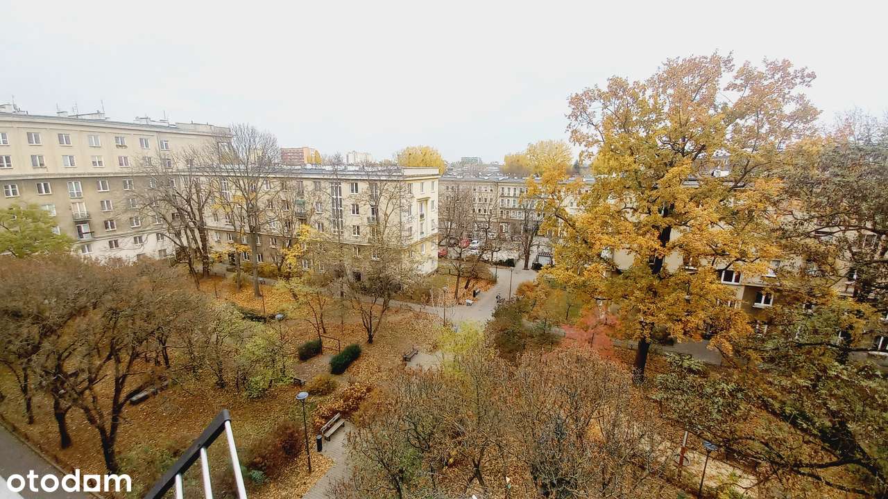 2-pok., do remontu przy pl. Hallera-5