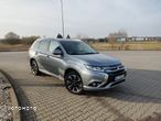 Mitsubishi Outlander 2.0 4WD Plug-In Hybrid - 1