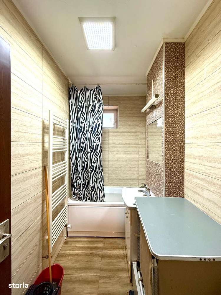 Apartament 3 camere etaj 1 finisat bloc cărămidă pe Bulevard zona Lidl - Imagine principală: 4/9