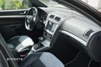 Skoda Octavia 2.0 TDI RS DSG - 23