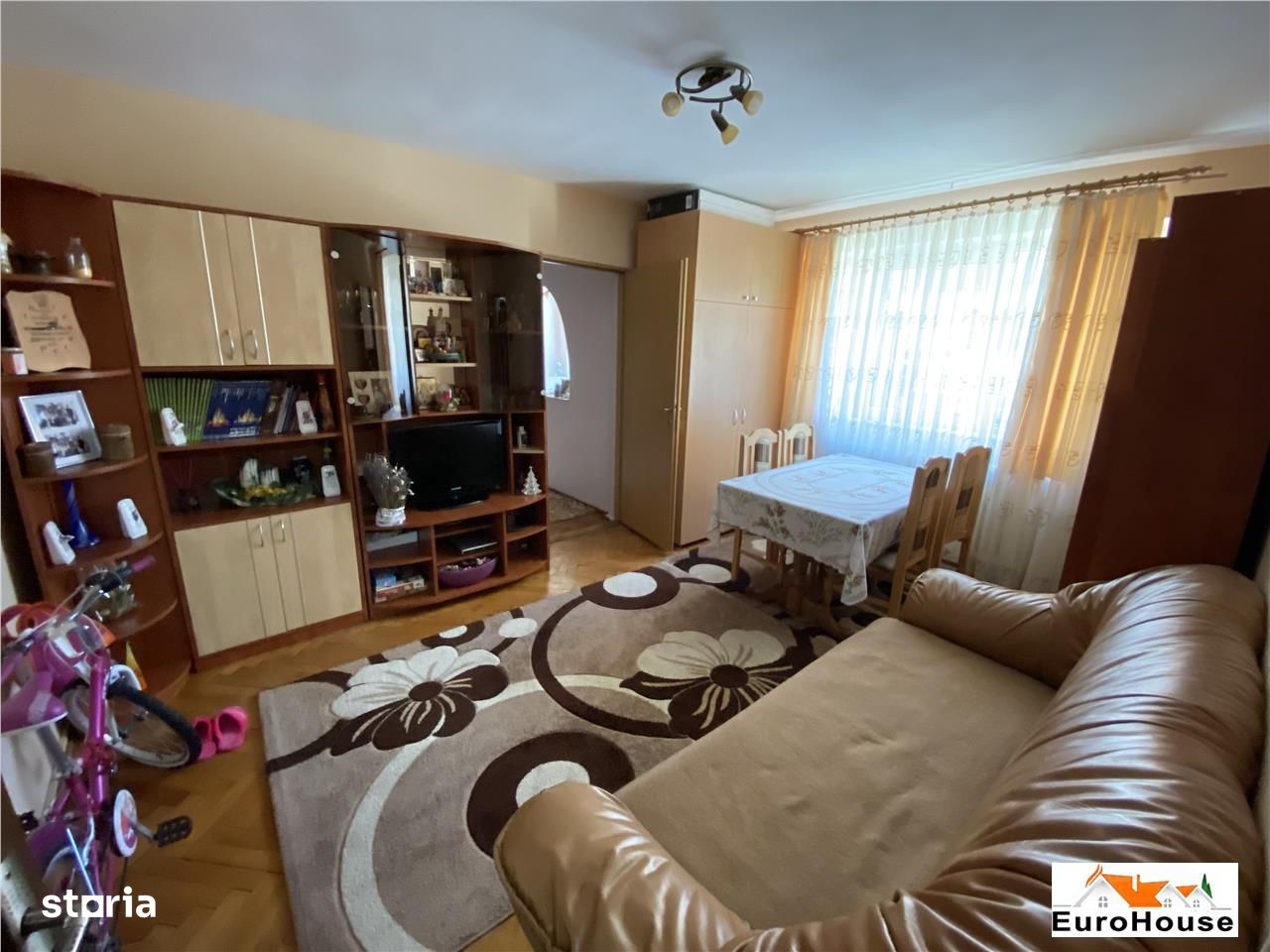 Apartament cu 3 camere de vanzare in Alba Iulia