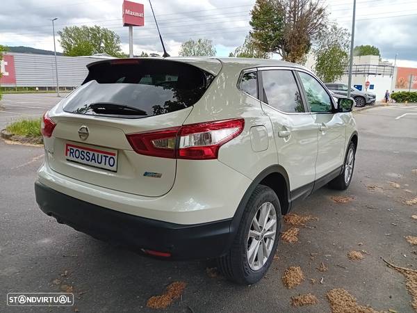 Nissan Qashqai 1.5 dCi ECO Acenta+N.Connect - 17