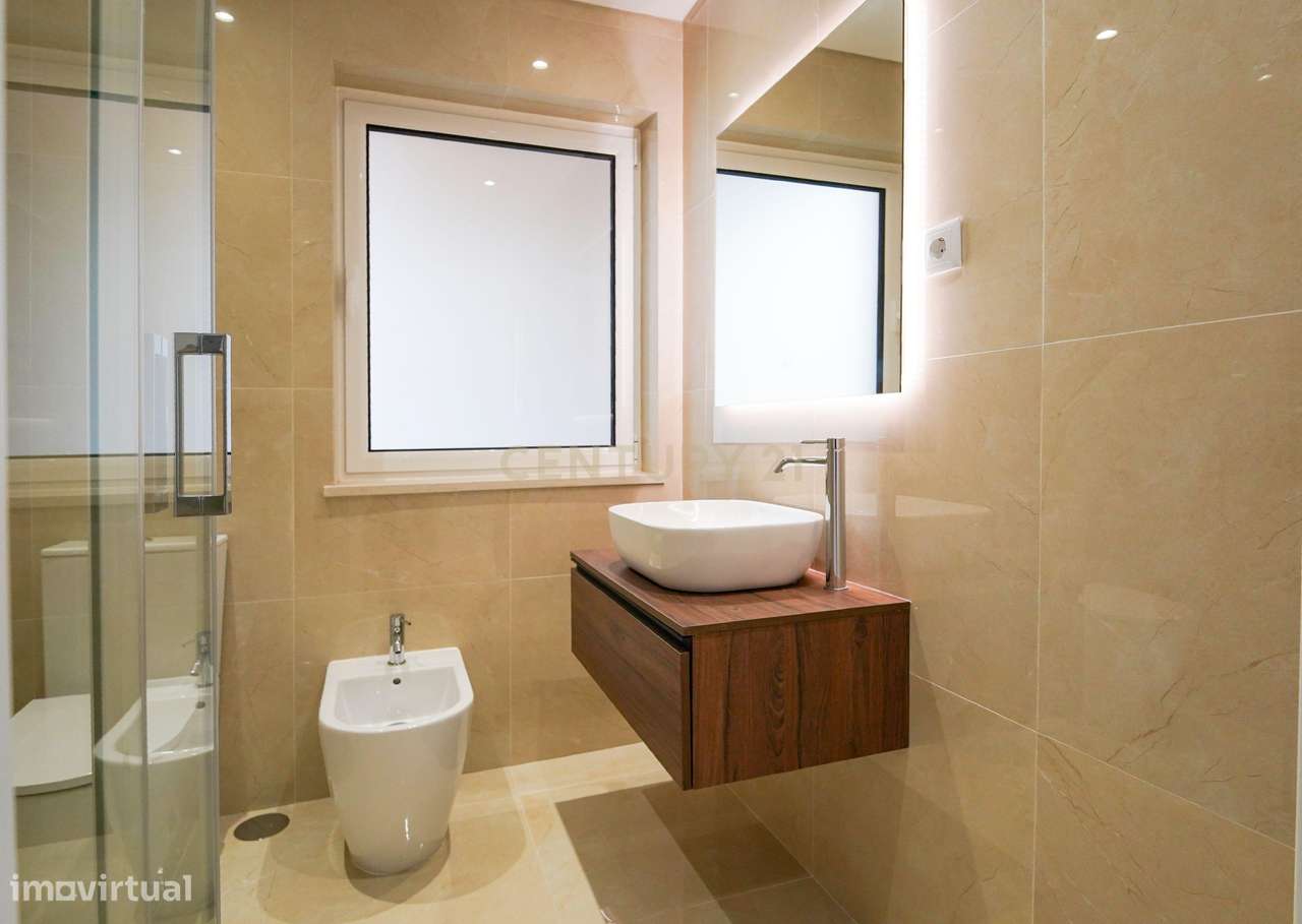 Apartamento T3 frente ao mar-9
