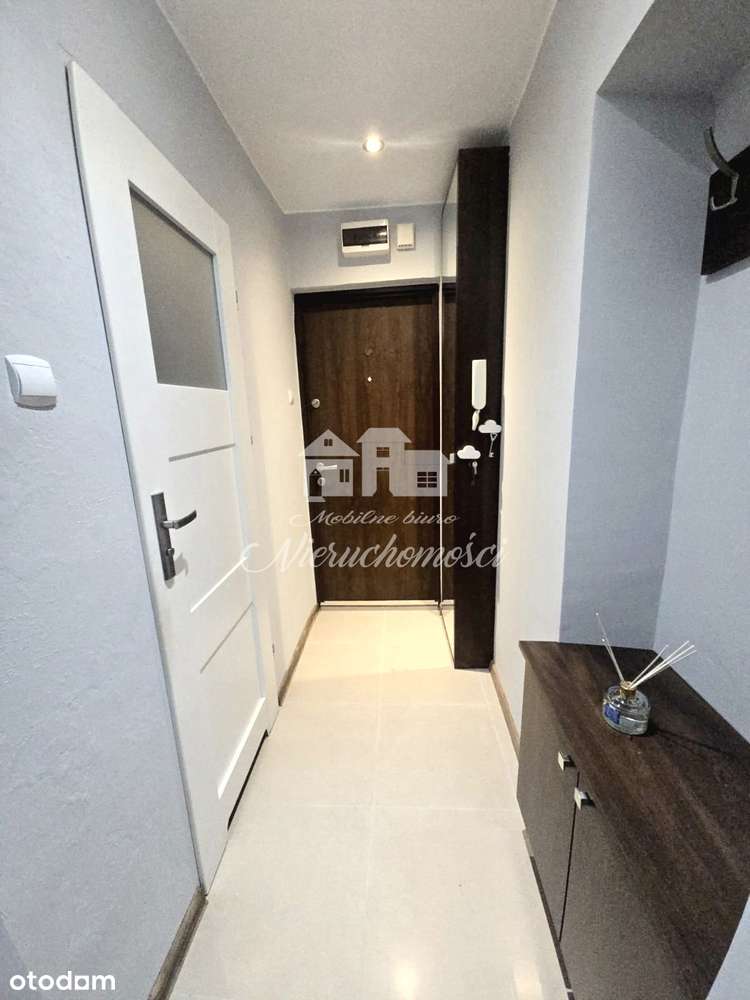 Niskie piętro. Niskie opłaty. Mieszkanie 2 pokojowe z balkonem-7