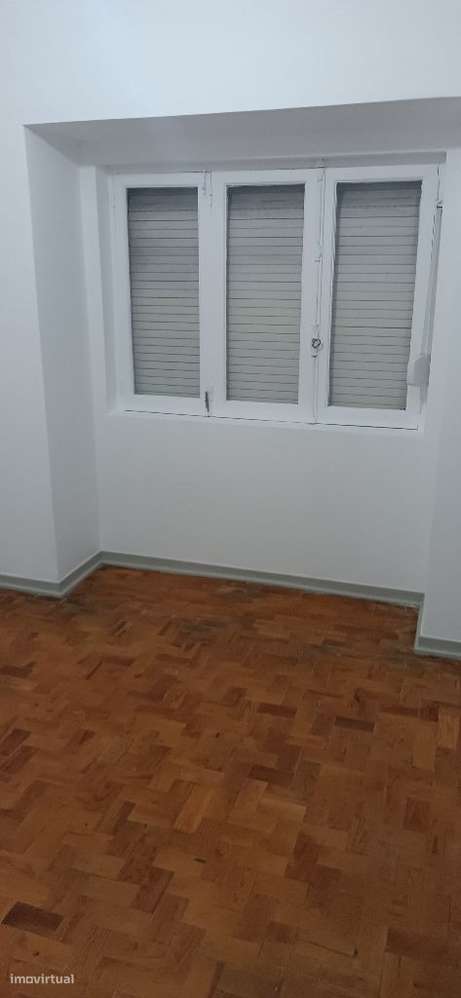 T3 renovado perto da estação da CP - Grande imagem: 5/17