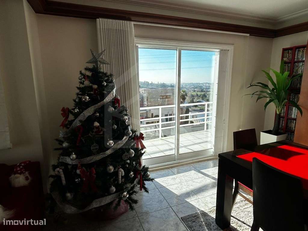 Moradia Isolada T3 em Escapães-10