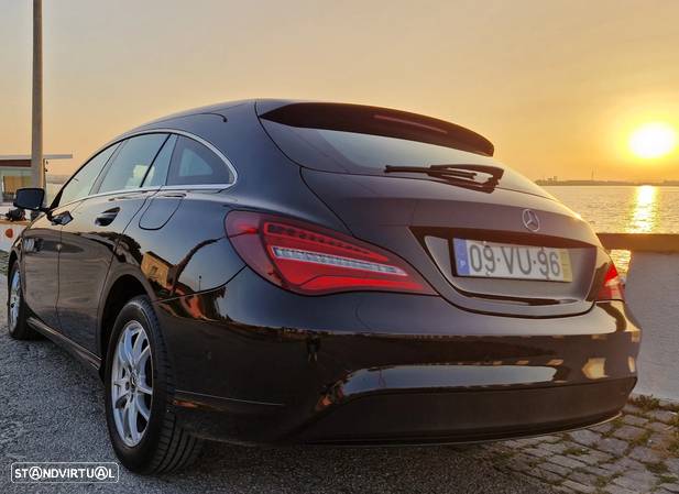 Mercedes-Benz CLA 180 d Shooting Brake - 2