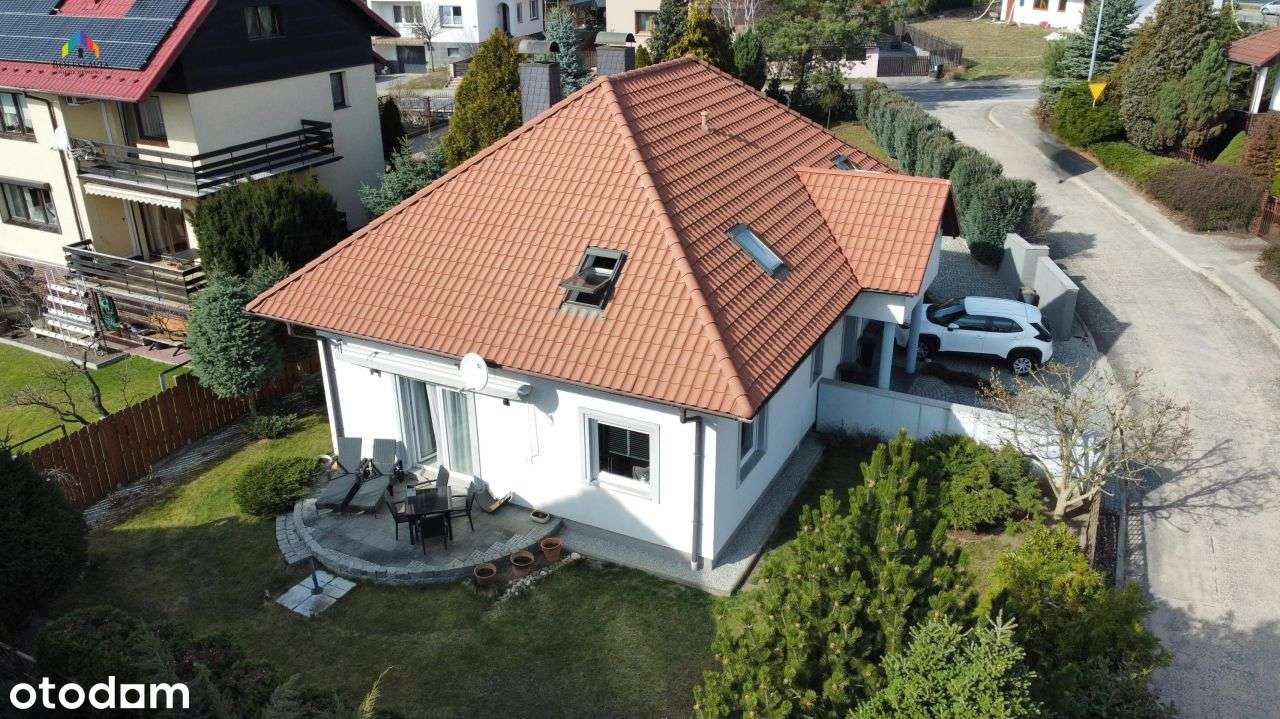 Dom parterowy z użytkowym poddaszem, 4 pokoje, gar
