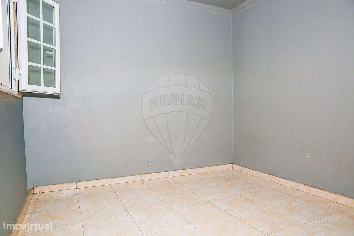 Moradia T1 para venda - Grande imagem: 5/9