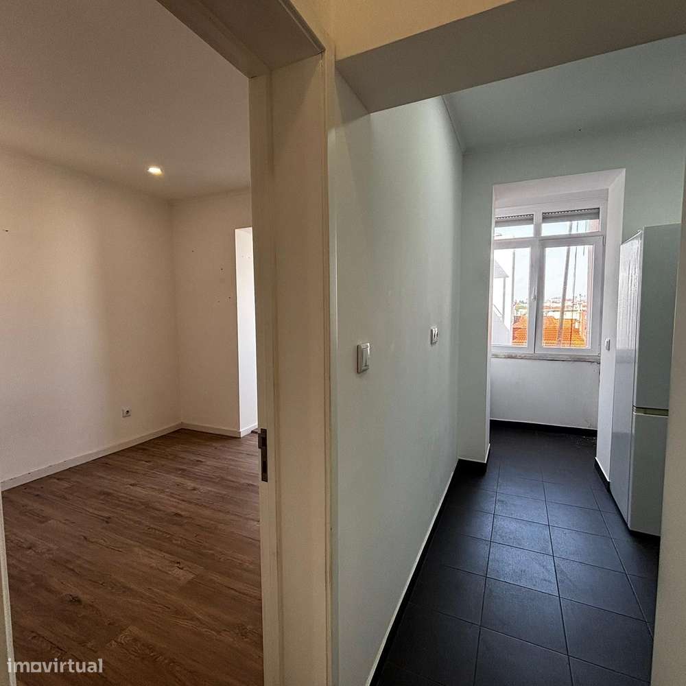 T2+1 Totalmente Remodelado em Edifício Recuperado!-14