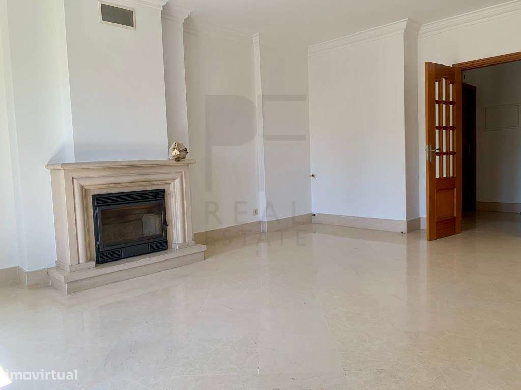 T3 em Alcabideche em condomínio com piscina - Grande imagem: 5/45