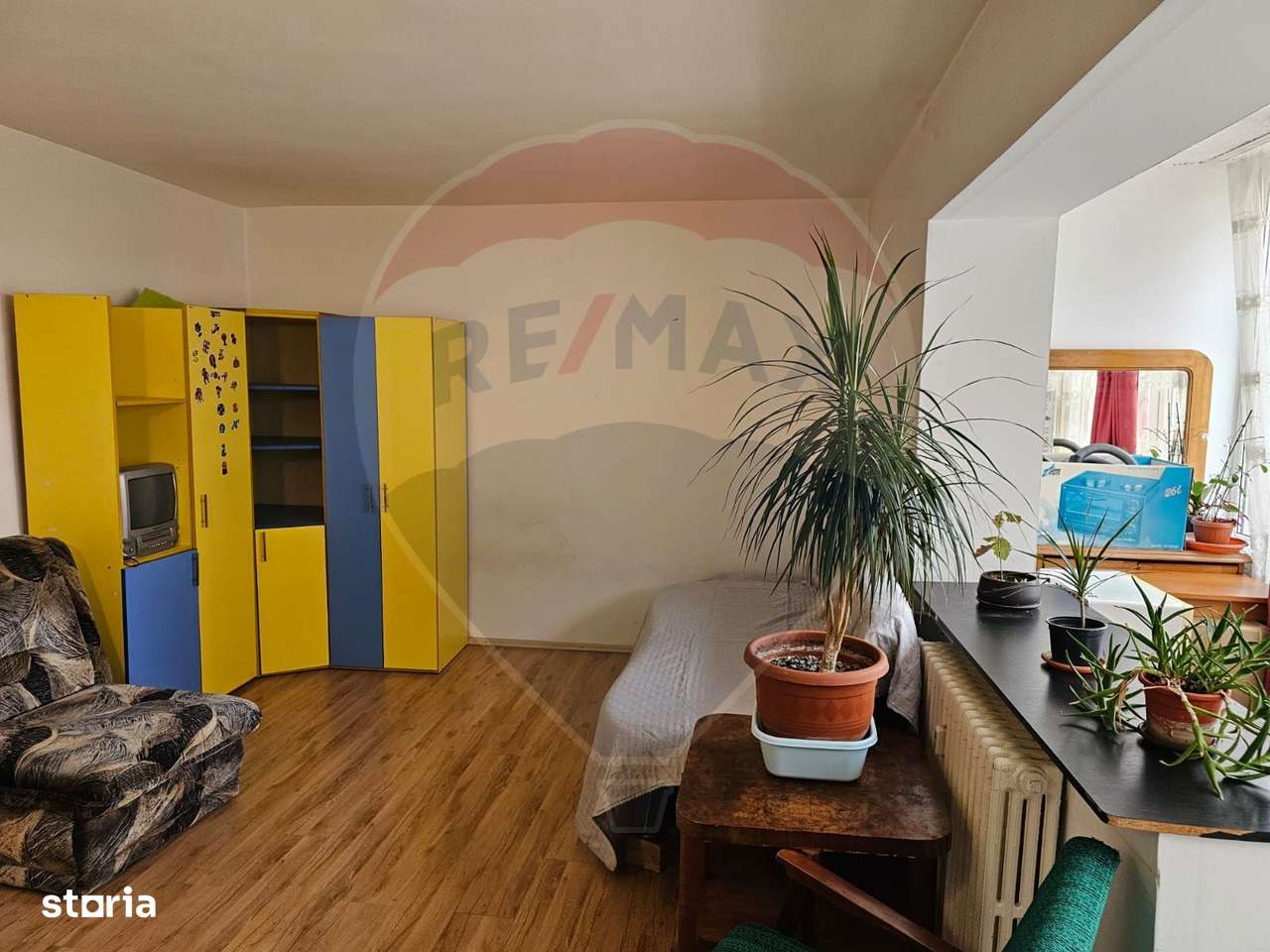 Garsoniera -Versatilitate Excelenta pe Calea Bucuresti, Brasov-1