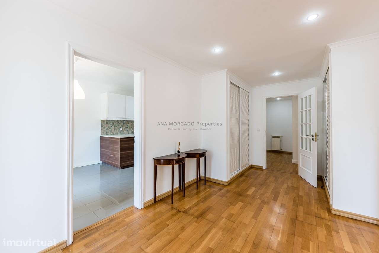PARA INVESTIDORES - Apartamento T3+1 Renovado na Quinta da Beloura-3