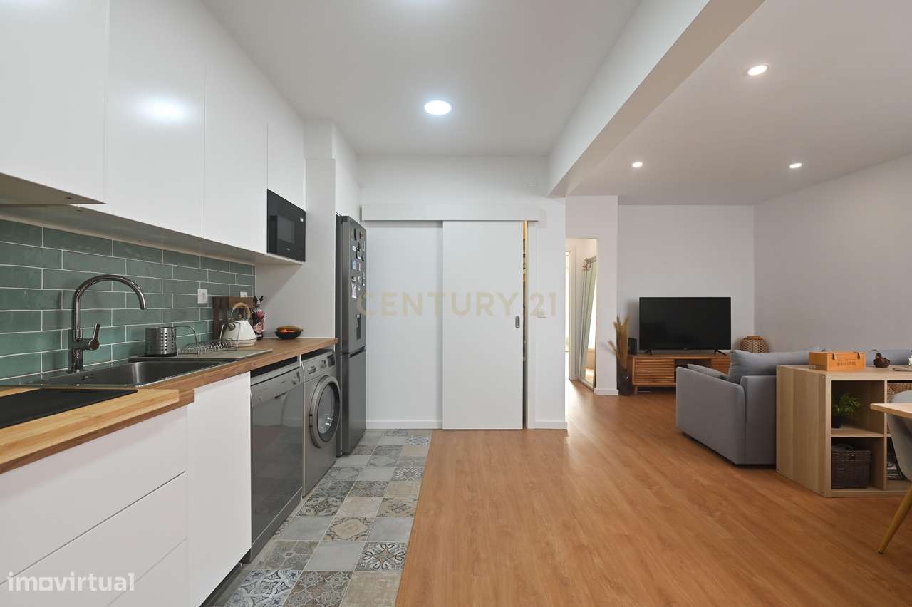 Apartamento Renovado T2 em Pinhal Novo-5
