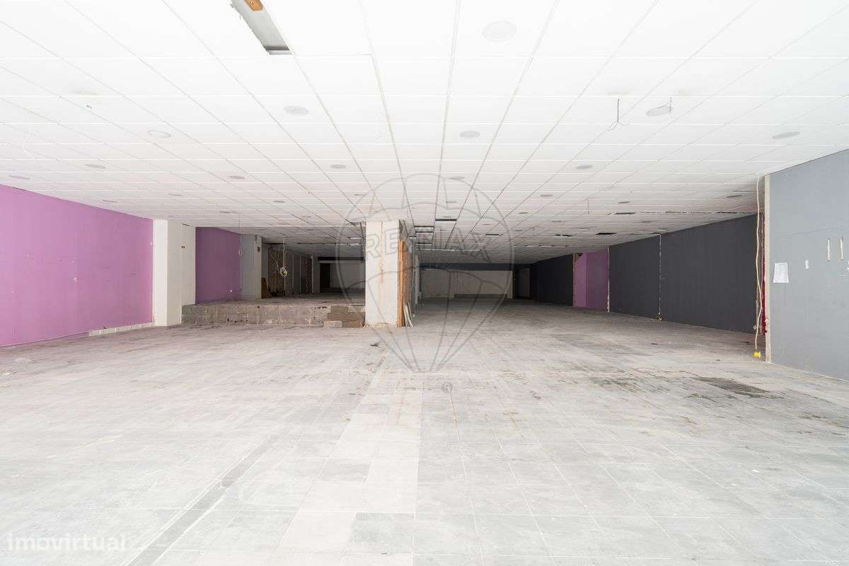 Armazém  para arrendamento - Grande imagem: 2/26