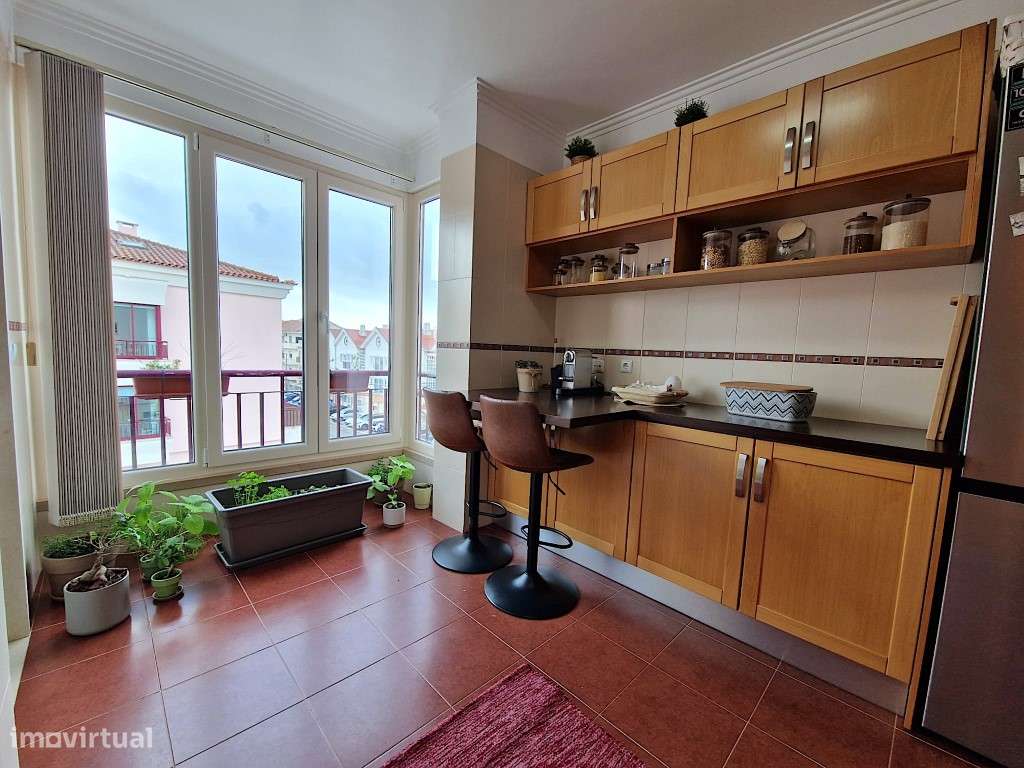 Apartamento T3 em Sesimbra com boas áreas-21